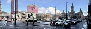 Panorama George Square north side to City Chambers