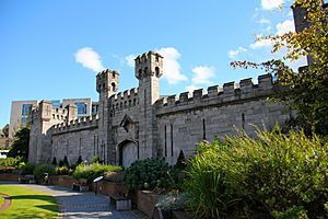 Dublin Castle Coach House 01