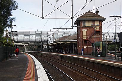 Footscray station signal box and footbridge.jpg