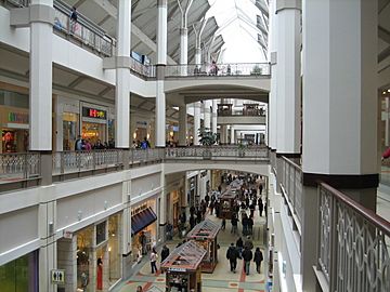 Insideprovidenceplacemall