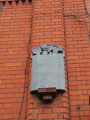 Robert Tressell plaque Dublin