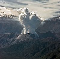 The chaitén volcano in eruption october 2008 chile xi region