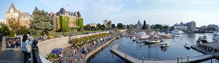 2009-0605-Victoria-Harbor-PAN