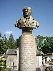 Cénotaphe Adamántios Koraïs, Cimetière du Montparnasse