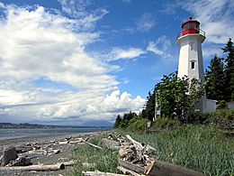 Cape Mudge Lighthouse (9169121993).jpg