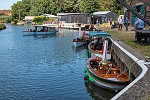 Dapdune Wharf steam day.jpg