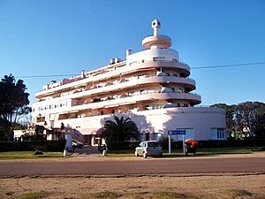 Edificio El Planeta, Atlántida