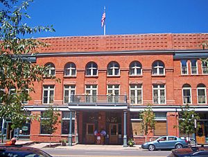 Hotel Jerome front facade