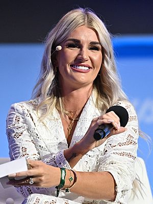 Kaylyn Kyle (52165623653) (cropped).jpg