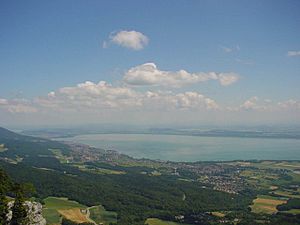 Lac de neuchatel.jpg