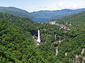 Lake chuzenji and kegon waterfall.jpg