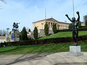 Philly042107-014-RockyStatue