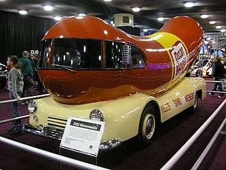 Wienermobile-NAIAS-2005