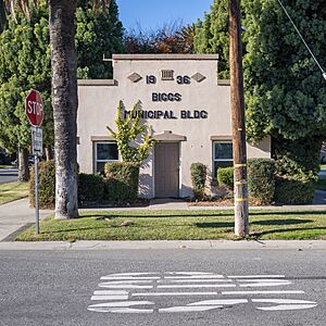 Biggs Municipal Building-L1003962.jpg