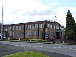 Cradley Heath Council House 01.jpg