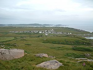 Fionnphort from quarry.JPG