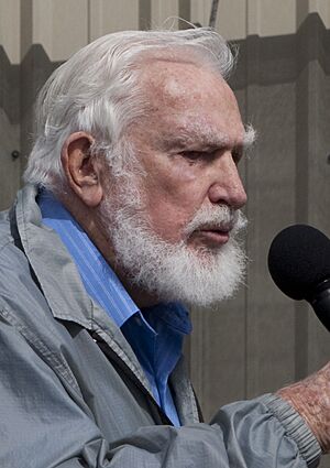 Martin Litton, 2009 (cropped).jpg