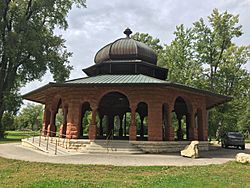 Pettibone Park shelter