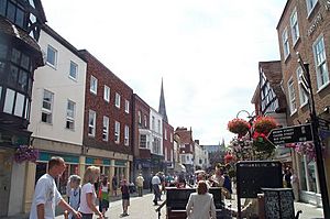 Salisbury High Street 20040724