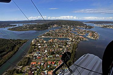 St Huberts Island from the air - panoramio.jpg