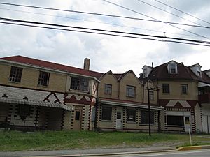 West Kittanning, Pennsylvania (8483522677).jpg