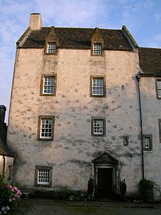 Aiket Castle, main entrance