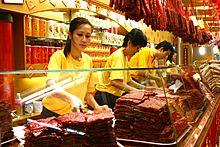 Bakkwa at a Bee Cheng Hiang store, Singapore - 20040111