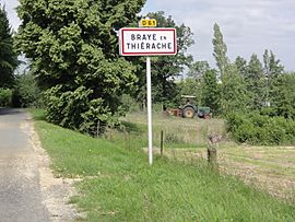 Village entry of Braye-en-Thiérache