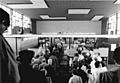 Bundesarchiv Bild 183-1990-0403-016, Berlin, Bahnhof Friedrichstraße, Grenzübergang