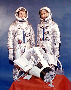 Gemini 4 crew portrait.jpg