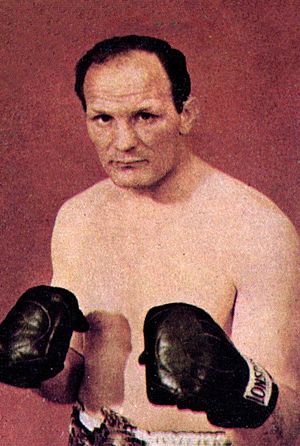 Henry Cooper 1969.jpg