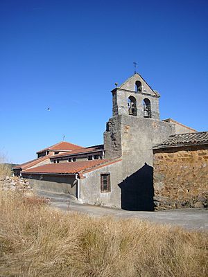 Iglesia de San Martín en San Martín de Tábara.jpg
