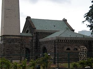 Kakaako-Pumping-Station-back-corner