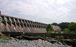 Sinclairdam.JPG