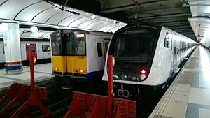 315858 and 345012 at London Liverpool Street