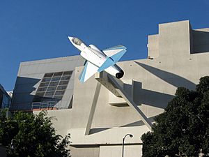 Air space exhibits 01