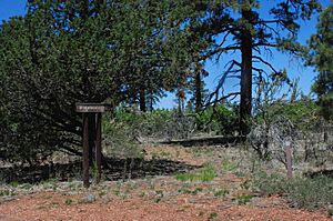 Brow Monument Trailhead sign