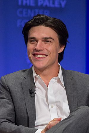 Finn Wittrock 1.jpg