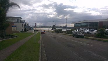 Golf Avenue Mollymook.jpg