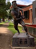 Jack Dyer Statue.jpg