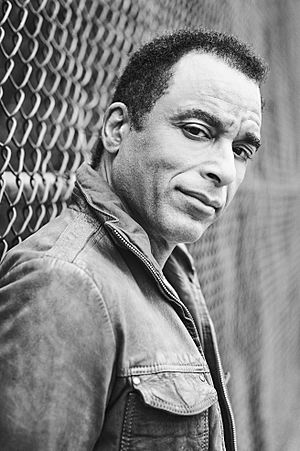 Jon Secada Headshot.jpg