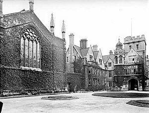 Photograph of New Quad, Brasenose College, Oxford in 1900