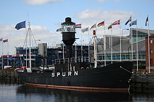 SFEC HULL .SPURN1.JPG