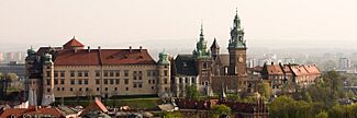 Zabudowa Wzgórza Wawelskiego (widok z wieży kościoła Mariackiego); A-7; PL-MA, Kraków, Wawel