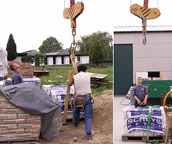 Automated Crane With Utensils