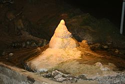 Crystalcaveformations03