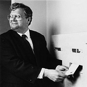 David Lange Posts a Letter