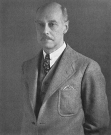 Ditmars Raymond 1876-1942.png