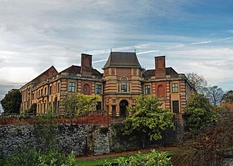 Eltham Palace-8242930494.jpg