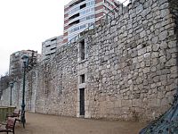 Muro Palacio de la Ribera